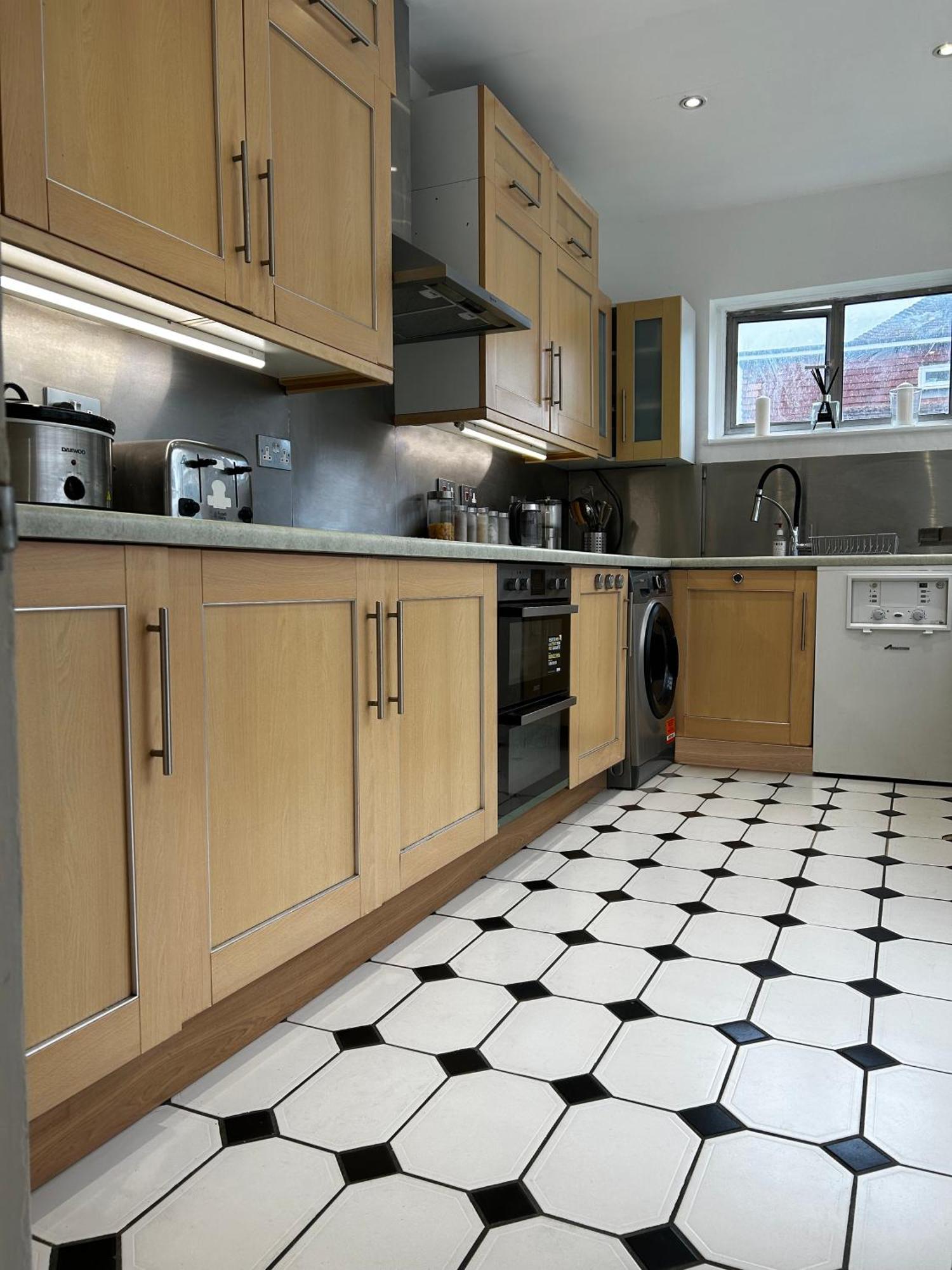 Wandsworth, South London Deluxe King Room 4 Екстериор снимка
