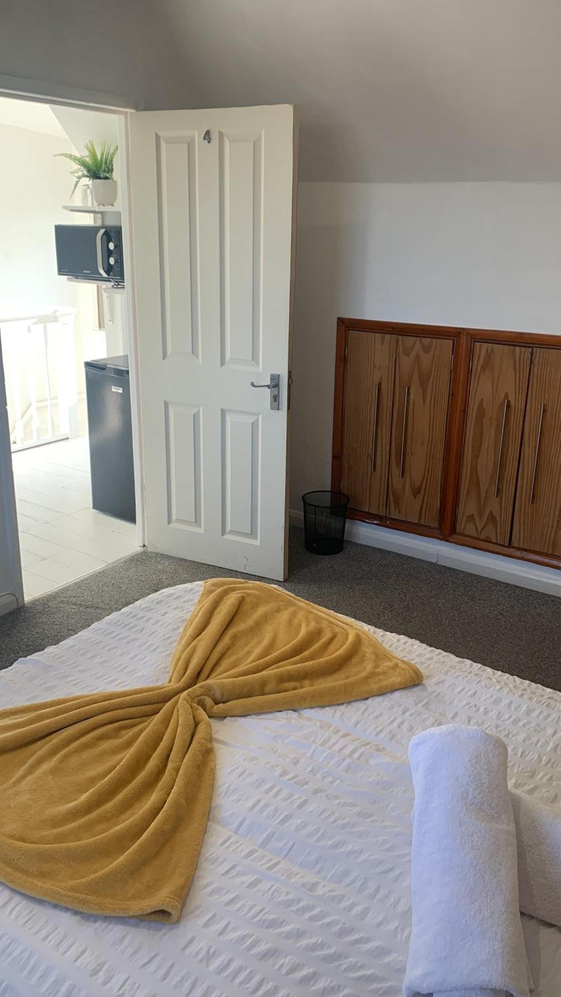 Wandsworth, South London Deluxe King Room 4 Екстериор снимка